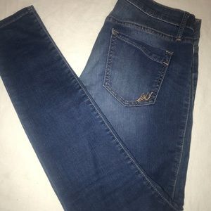 Express Jeans size 8r Jean Leggings